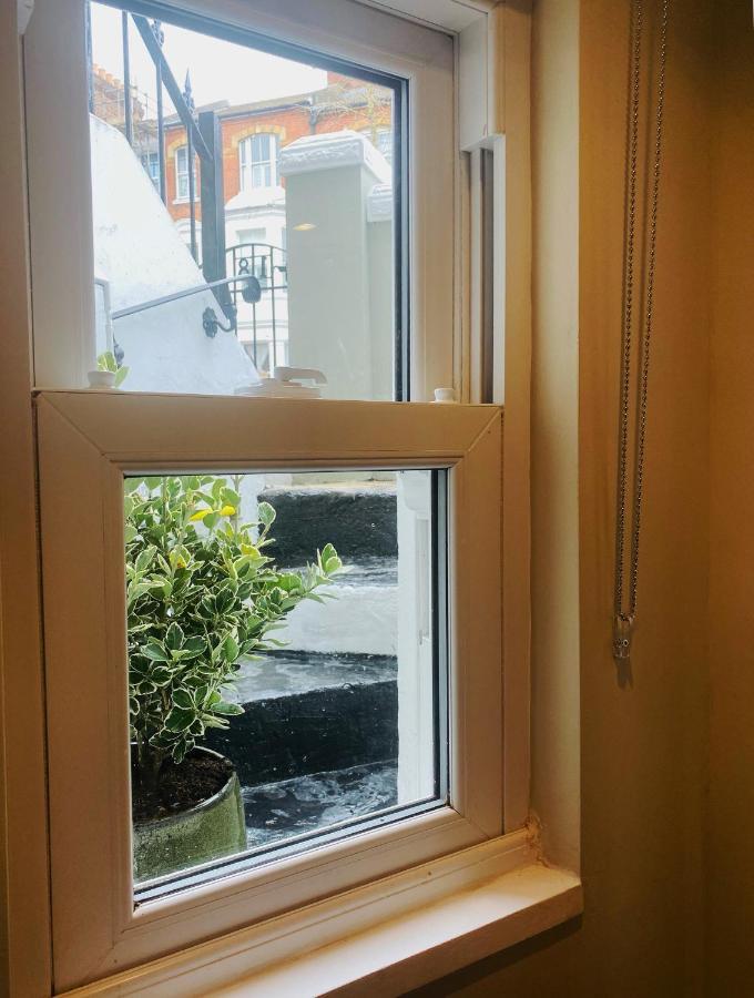 Cosy Central Hideaway St Leonards-on-Sea Bagian luar foto